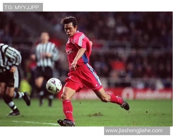 中文纹身足球明星女生展现个性与魅力的独特风采与故事