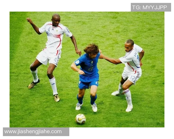 与113相关的足球明星背后的故事与成就探秘